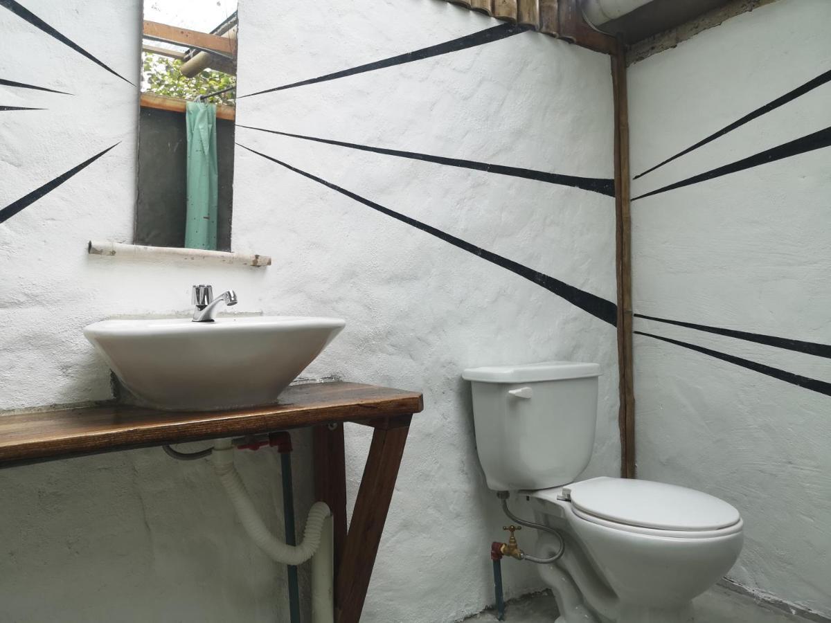 Maracumbo Lodge Mompiche ภายนอก รูปภาพ