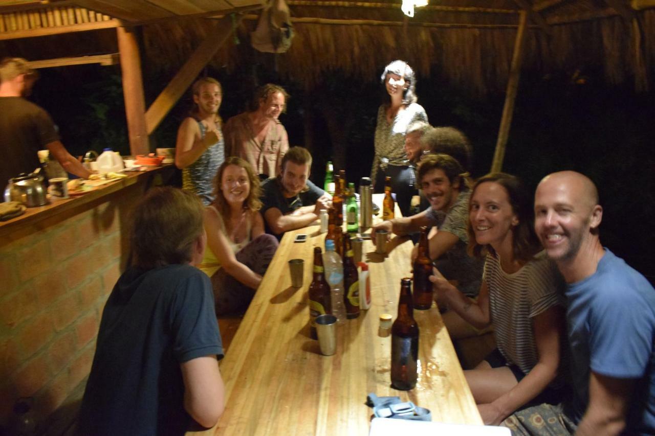Maracumbo Lodge Mompiche ภายนอก รูปภาพ